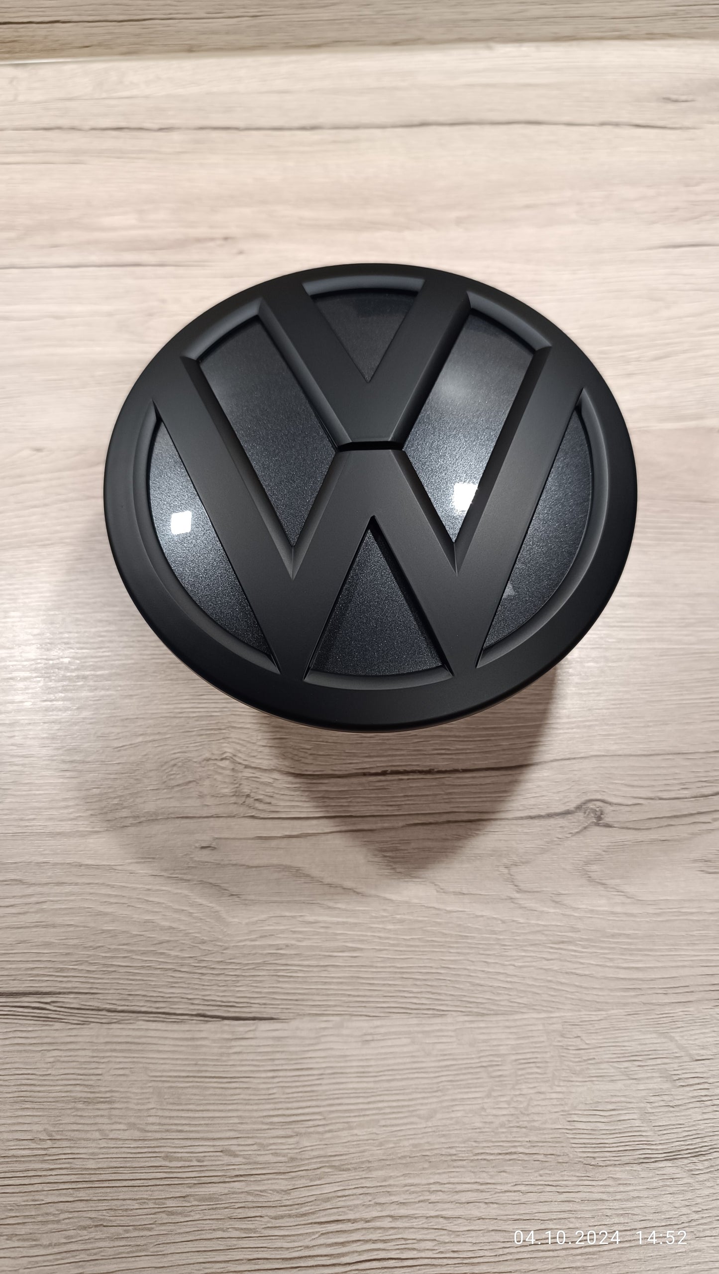 VW T5 T6 Emblem Logo Schwarz matt Indiumgrau