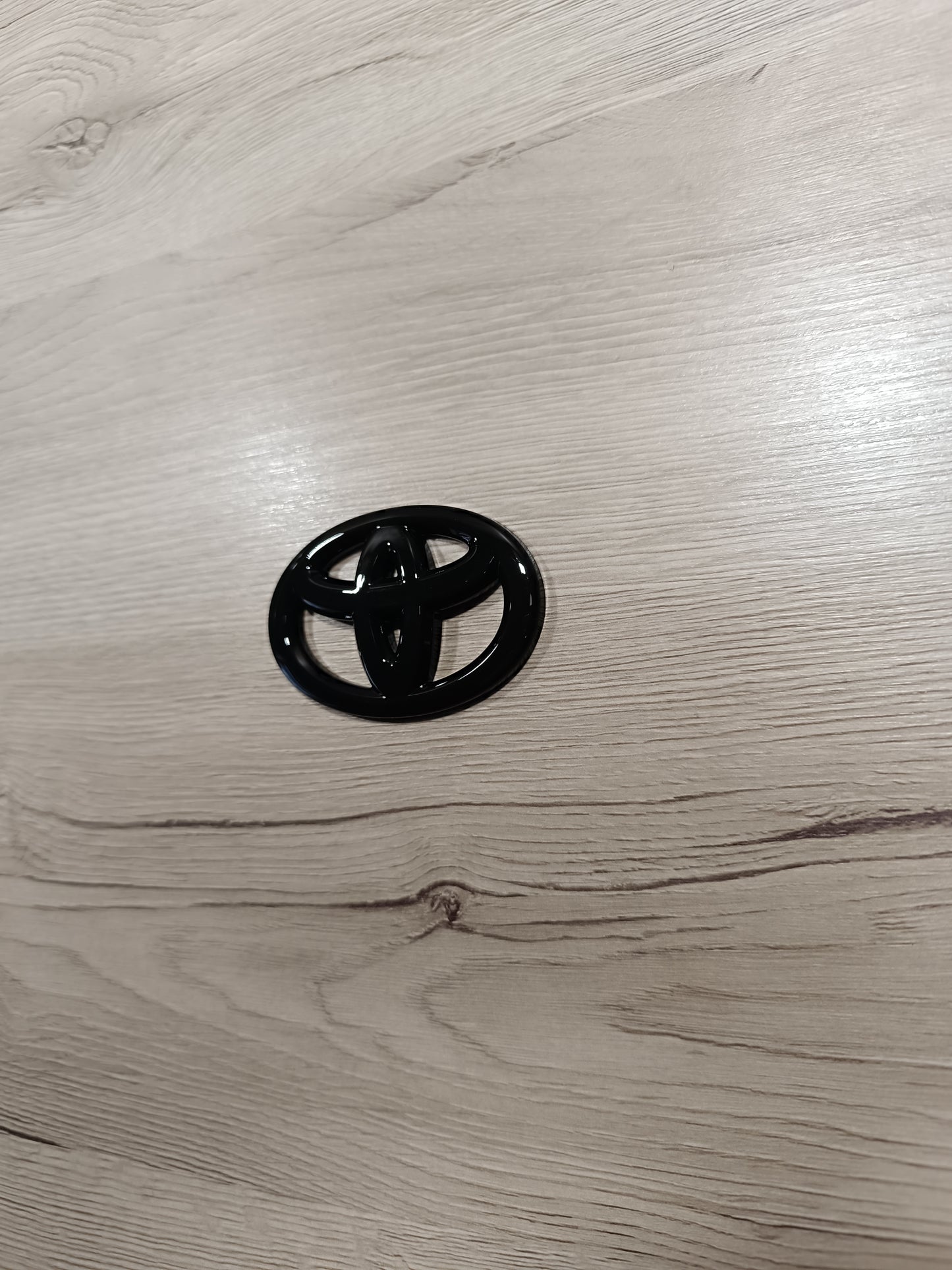 Toyota Lenkradlogo Emblem Schwarz